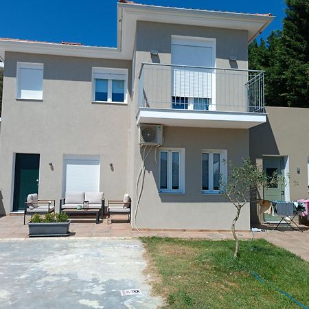 Maya Apartments, Modern And Convenient Apartments With Private Parking Skiathos Chora Extérieur photo