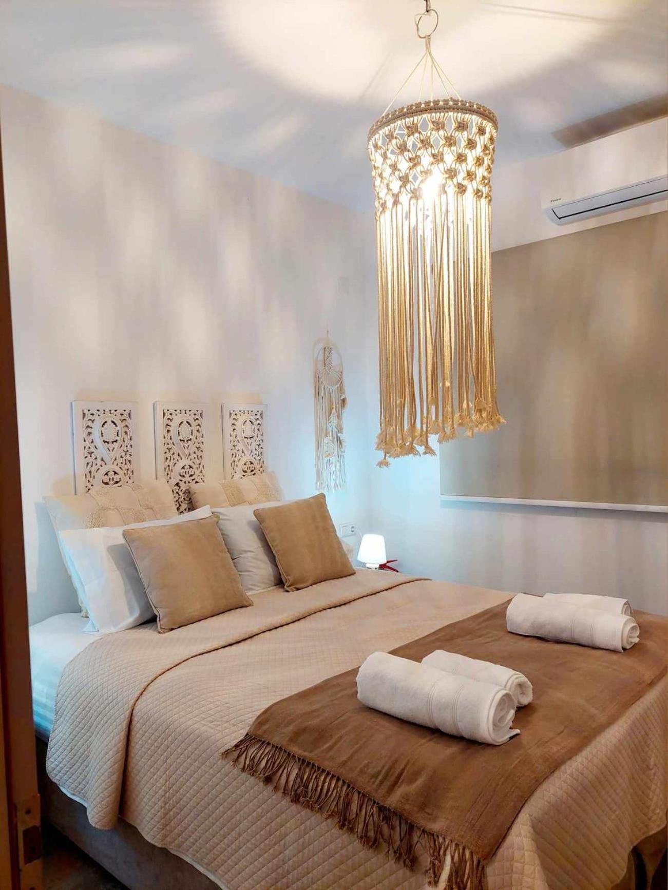 Maya Apartments, Modern And Convenient Apartments With Private Parking Skiathos Chora Extérieur photo