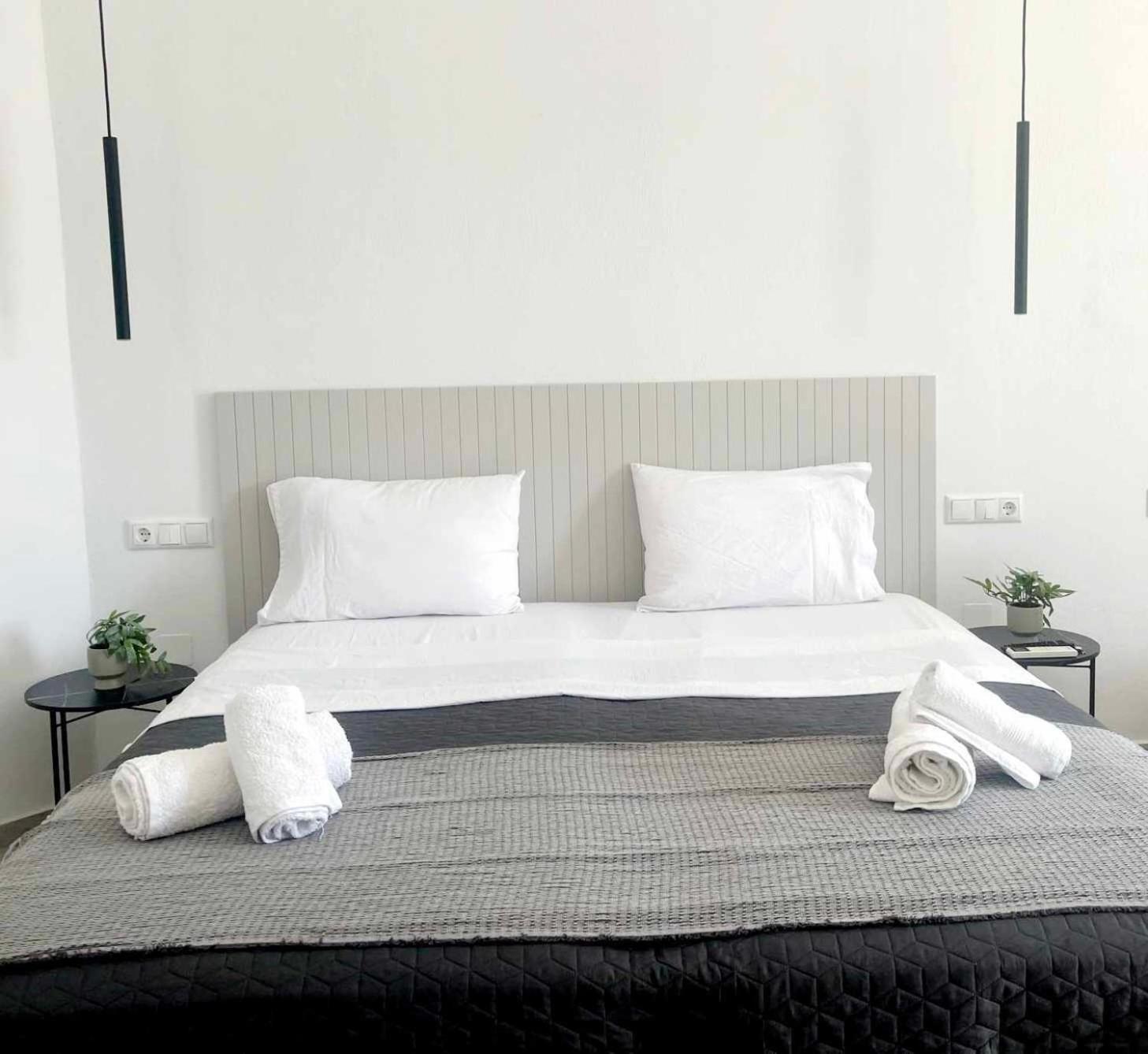 Maya Apartments, Modern And Convenient Apartments With Private Parking Skiathos Chora Extérieur photo