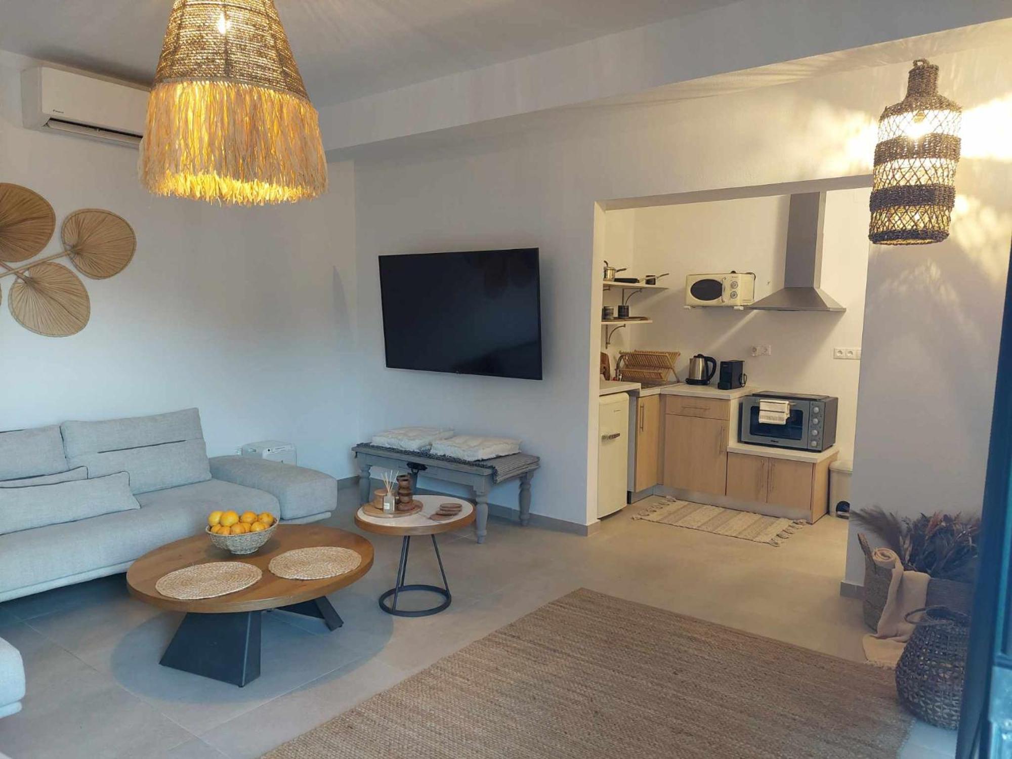 Maya Apartments, Modern And Convenient Apartments With Private Parking Skiathos Chora Extérieur photo